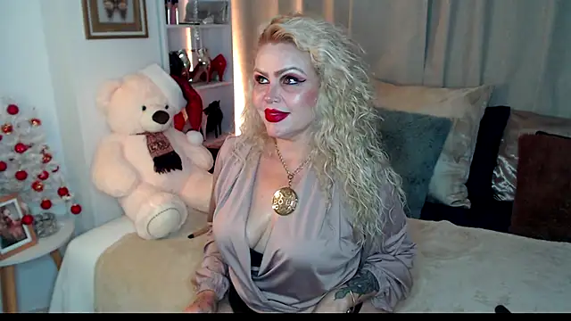 Anna Richie online show from November 19, 2:11 am