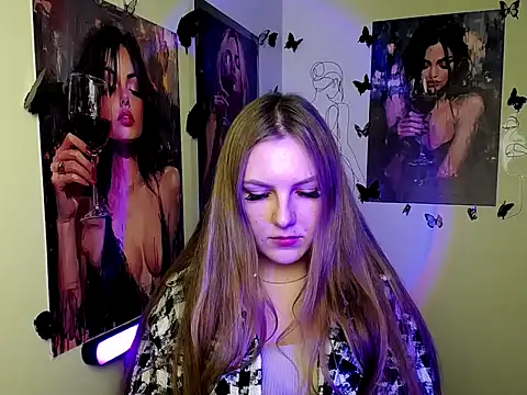 Snapshot of _AlMamiyy_ chatting on September 17, 1:20 pm AlMamiyy online show from September 17, 1:20 pm