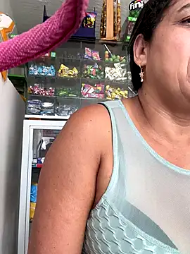 siri duque online show from September 18, 6:06 pm