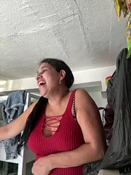 siri duque online show from January 17, 10:06 pm