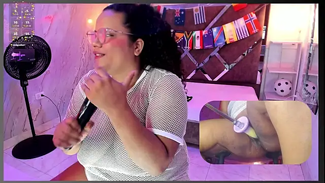 MhiaRey online show from July 14, 1:27 pm