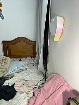 Leo bunny hot online show from April 19, 2:33 am