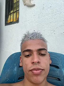 Leo bunny hot online show from April 11, 10:13 pm