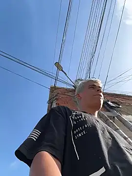 Leo bunny hot online show from April 19, 8:22 pm