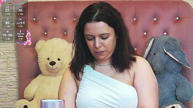 SophiaStarr online show from April 16, 9:03 pm