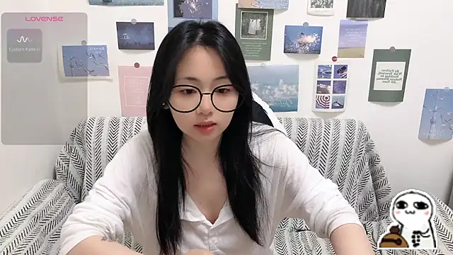 LiLiYbaby online show from April 16, 6:46 am