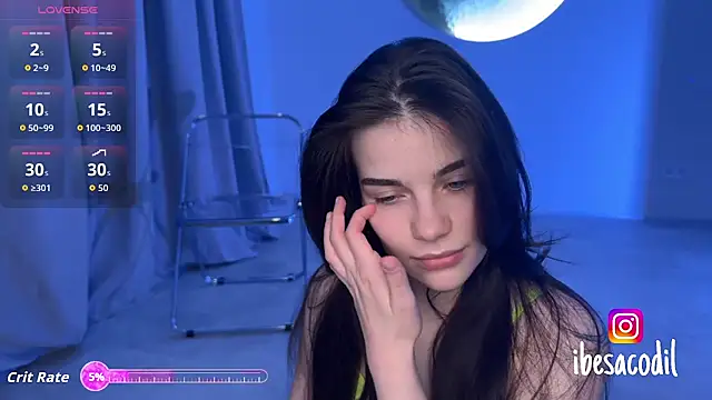 adriana allien online show from March 31, 9:15 pm