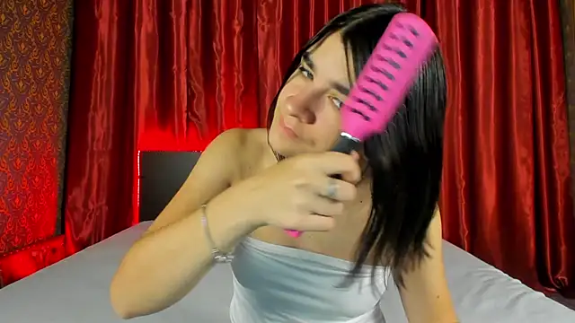  Polly Love  online show from October 16, 6:05 am