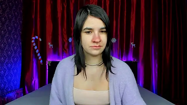  Polly Love  online show from February 3, 7:57 am