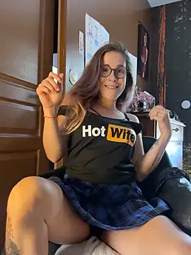 Snapshot of MagdalenaMedusa chatting on September 9, 11:43 am MagdalenaMedusa online show from September 9, 11:43 am