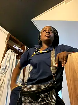 BrianaBrownn online show from October 6, 11:38 am