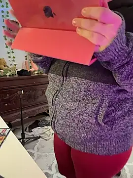 Sweetleeahxx online show from March 12, 5:26 pm