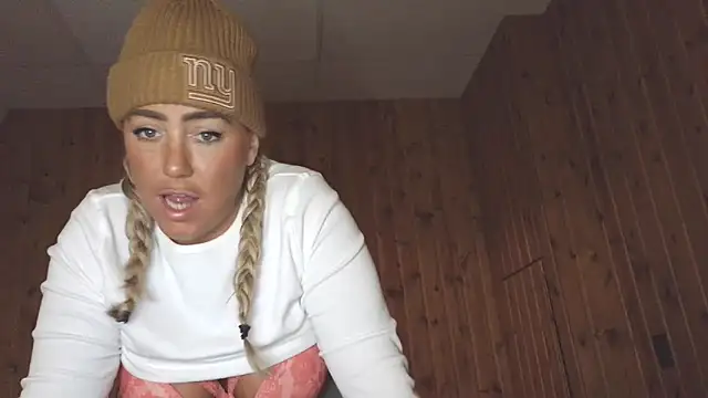 sunshinekisses online show from November 21, 5:15 pm