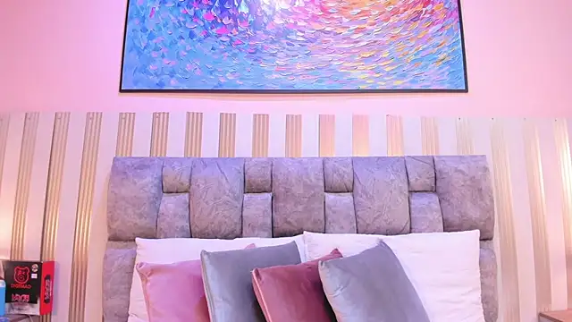 nova lane online show from December 1, 8:33 pm