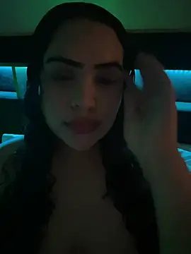 iTrapXXX online show from April 2, 5:49 am