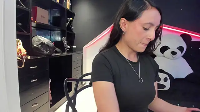 Snapshot of Coral_Gibson chatting on September 23, 12:47 pm Coral Gibson online show from September 23, 12:47 pm