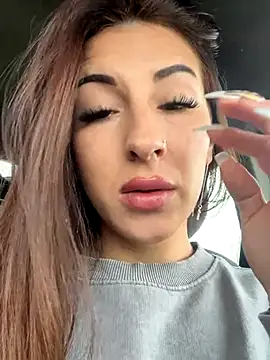 SashaBelle  online show from November 26, 7:20 am