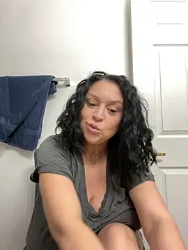 AlyssiaAmoreXO online show from December 4, 2:41 pm