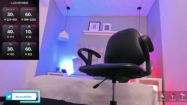 Lucy Williiams online show from February 11, 9:05 pm