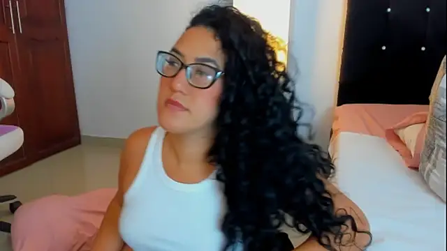 kathyajhonss online show from October 7, 11:20 pm