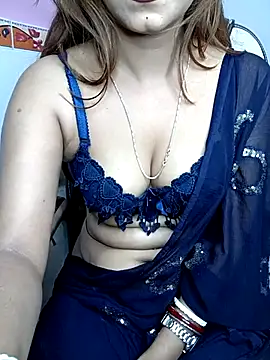 Its ur Ayesha online show from October 18, 9:38 pm