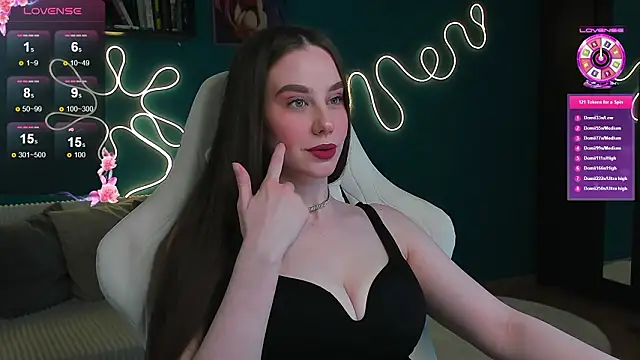 katie taylorr online show from March 16, 11:30 pm