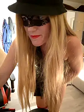 SexyLayla1 online show from October 29, 3:58 pm