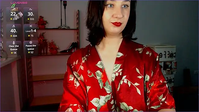 Snapshot of Goddess_Sophie chatting on September 27, 7:48 am Goddess Sophie online show from September 27, 7:48 am