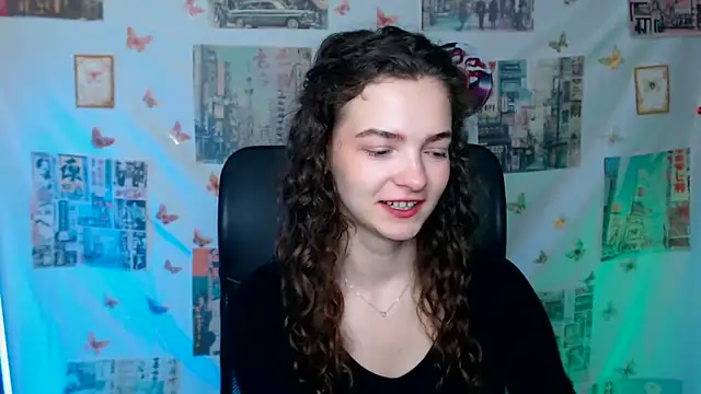  SusieSu  online show from April 13, 6:14 am