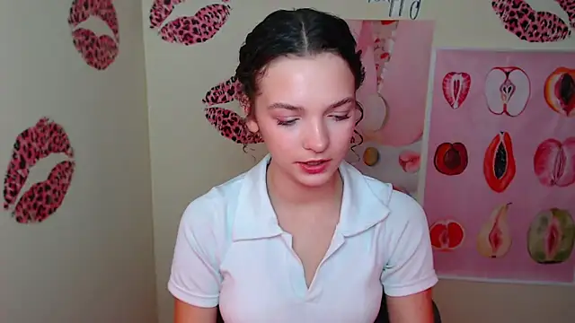 Snapshot of _SusieSu_ chatting on September 19, 6:56 am SusieSu online show from September 19, 6:56 am