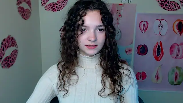 Snapshot of _SusieSu_ chatting on October 15, 6:49 am SusieSu online show from October 15, 6:49 am