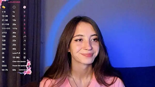 EvaBradley online show from September 22, 6:39 pm