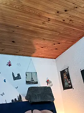 keila j online show from September 30, 1:17 pm