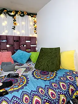 ScarletthJhonson- online show from January 9, 8:35 pm