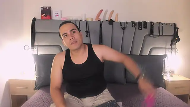 samy carson  online show from November 19, 3:39 am