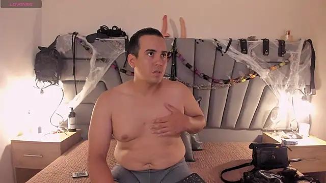 samy carson  online show from October 10, 3:22 am