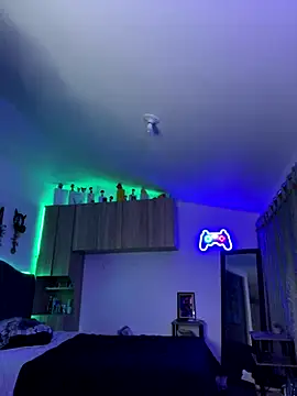 sue   0 online show from October 23, 5:57 am