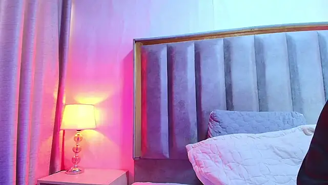 Naia x online show from March 26, 8:32 pm