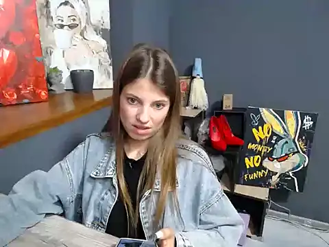 Snapshot of felicity_gold chatting on September 11, 6:47 am felicity gold online show from September 11, 6:47 am