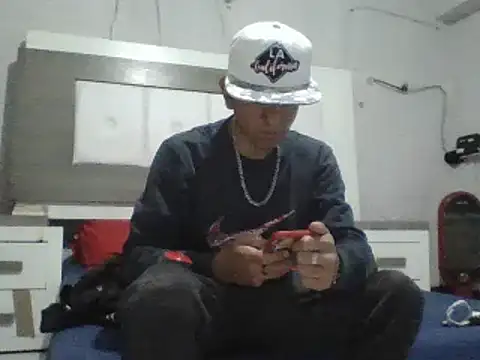 oiram27 online show from March 9, 6:16 am