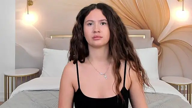 milaleoneli online show from September 11, 4:40 pm