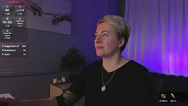 Snapshot of Nika_Smit chatting on October 4, 9:15 am Nika Smit online show from October 4, 9:15 am
