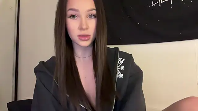 ur molly online show from January 18, 11:39 am