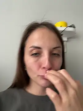 AmiLavs online show from November 18, 12:28 pm