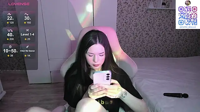 young belle  online show from February 4, 1:47 pm