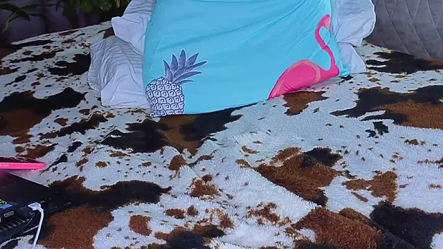 missnew2 online show from March 2, 4:34 am