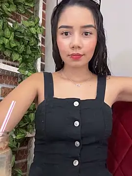 Snapshot of _Luana chatting on October 25, 8:48 pm  Luana online show from October 25, 8:48 pm