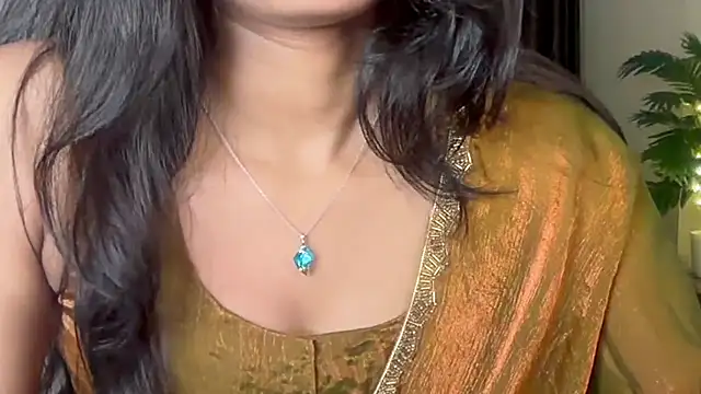 Snapshot of sexy_m23 chatting on September 18, 9:57 pm sexy m23 online show from September 18, 9:57 pm