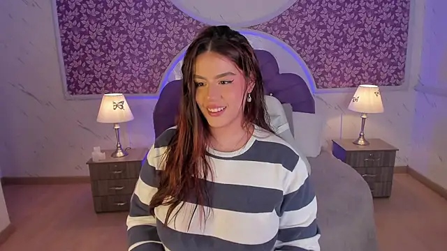 Snapshot of Miamontoya chatting on September 15, 1:08 pm Miamontoya online show from September 15, 1:08 pm