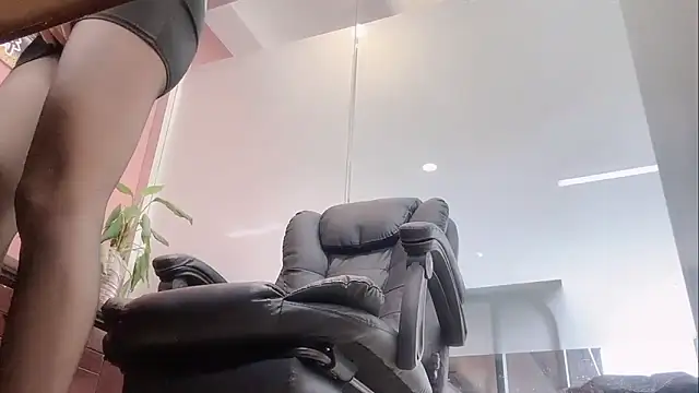 Maneki-nekoo online show from October 21, 4:05 am